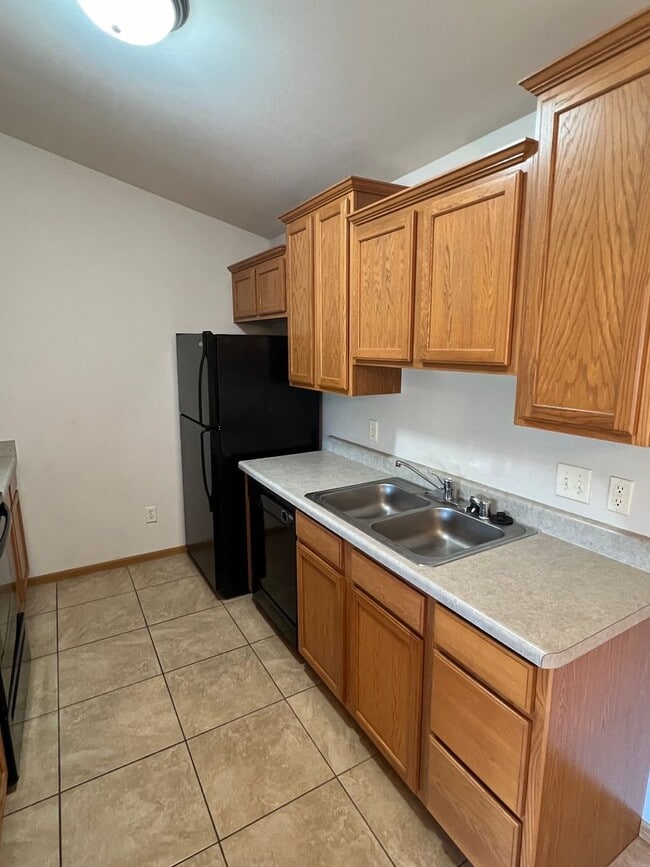 Building Photo - North Pointe Condo