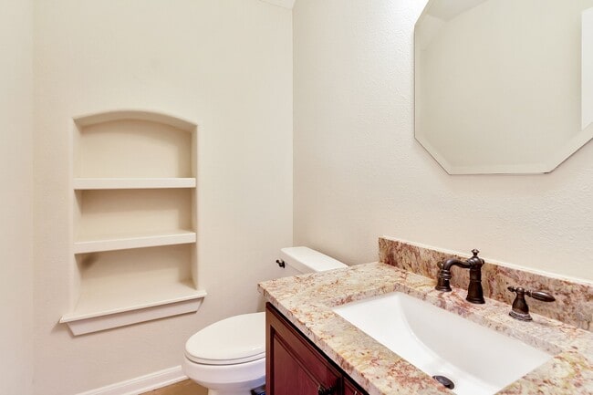 Building Photo - 31 Middle Gate Pl