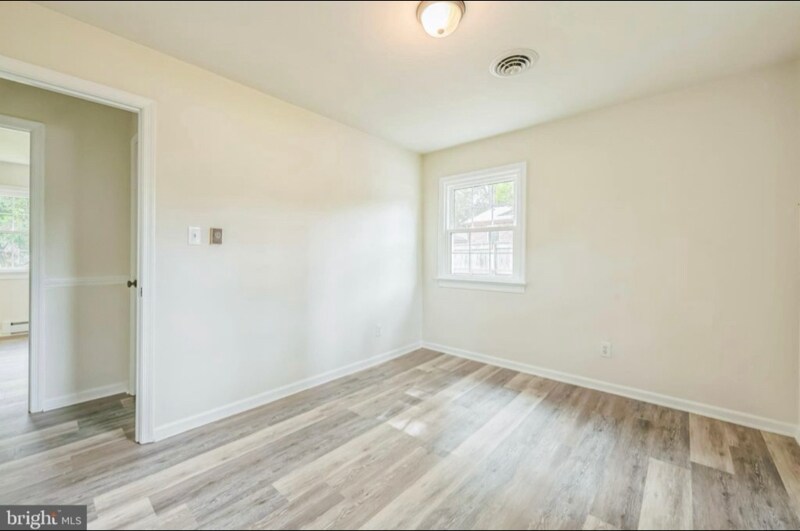 Building Photo - 10401 W Huguenot Rd