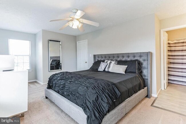 Building Photo - 6103 Red Squirrel Pl