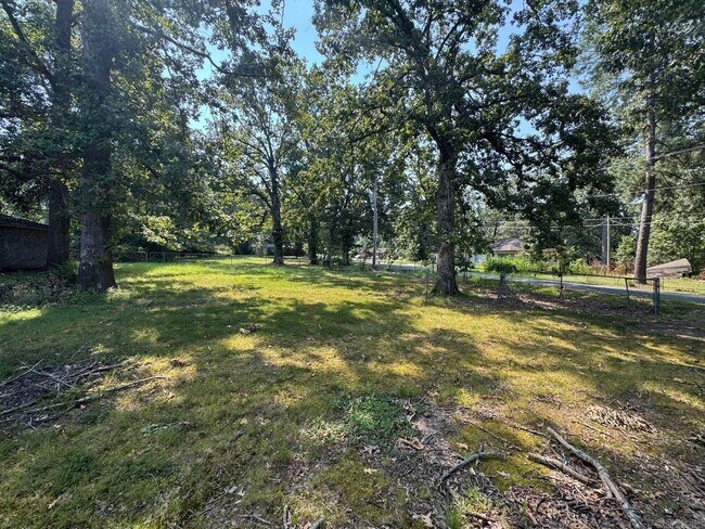 Building Photo - 511 S Grant St