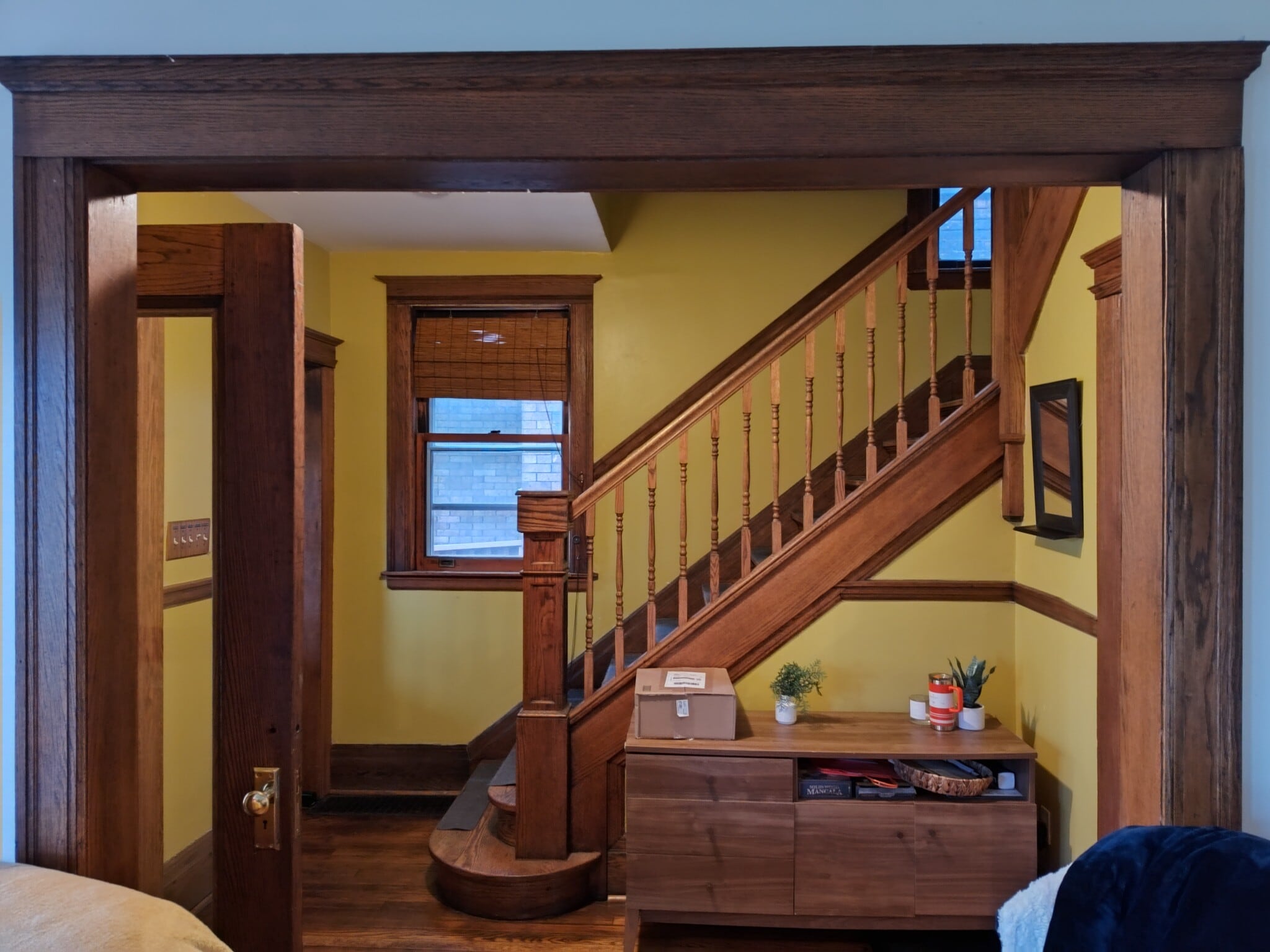 stairs - 3918 Commonwealth St