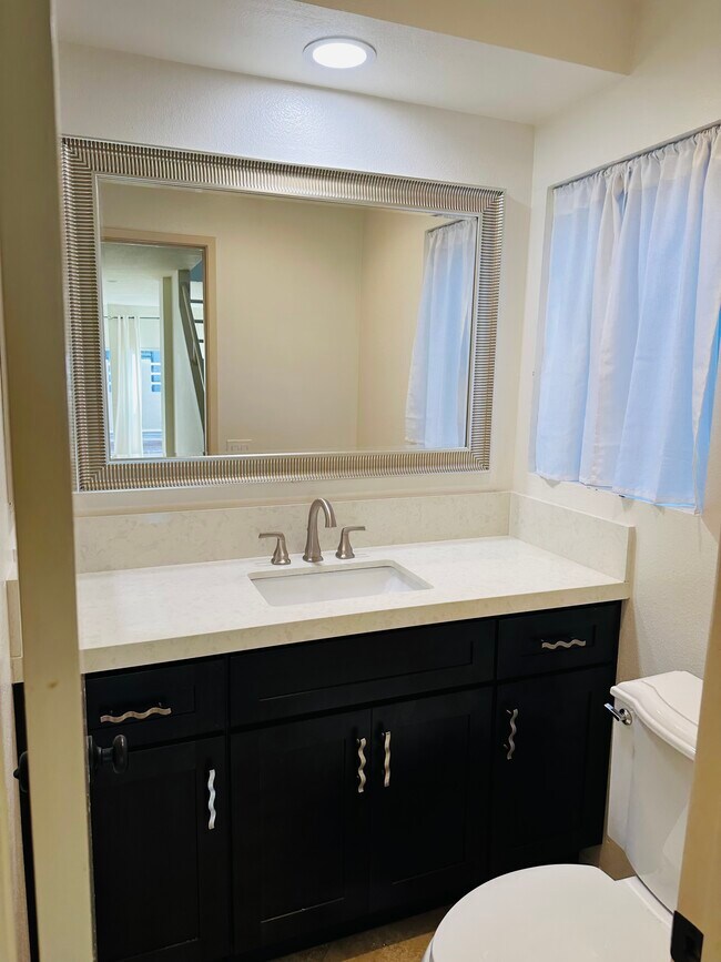 Building Photo - 16124 Twinkle Cir