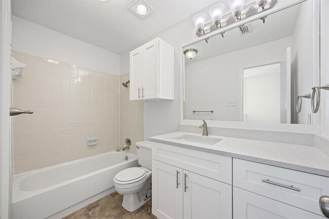 Building Photo - 2630 Alcott Ln