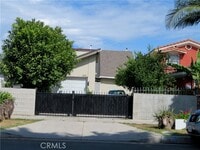 Building Photo - 1553 W 59th Pl