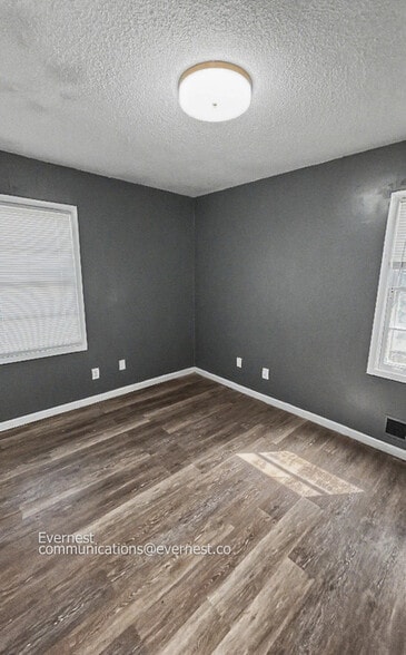 Building Photo - 1816 Doman Cir