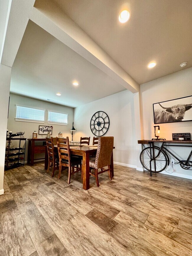 Building Photo - 4 Bedroom Home in Family friendly Cul-de-sac in Maple Valley