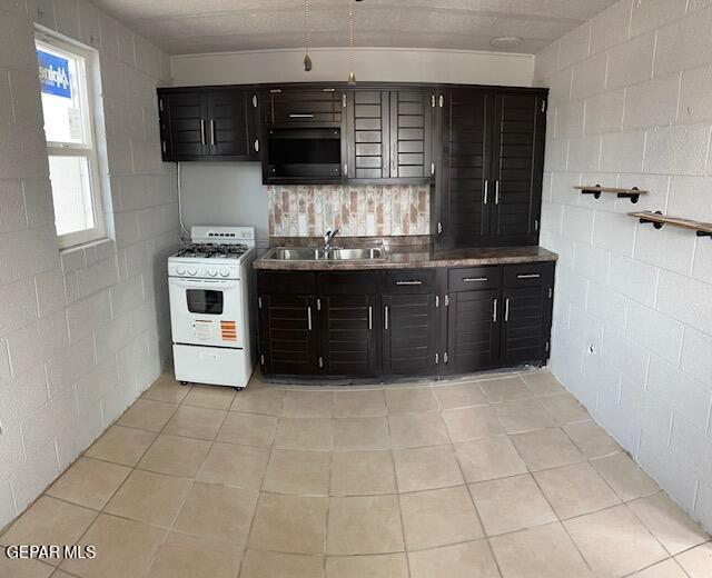 Building Photo - 3614 Van Buren Ave