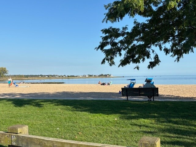 Building Photo - 93 Seaside Ave