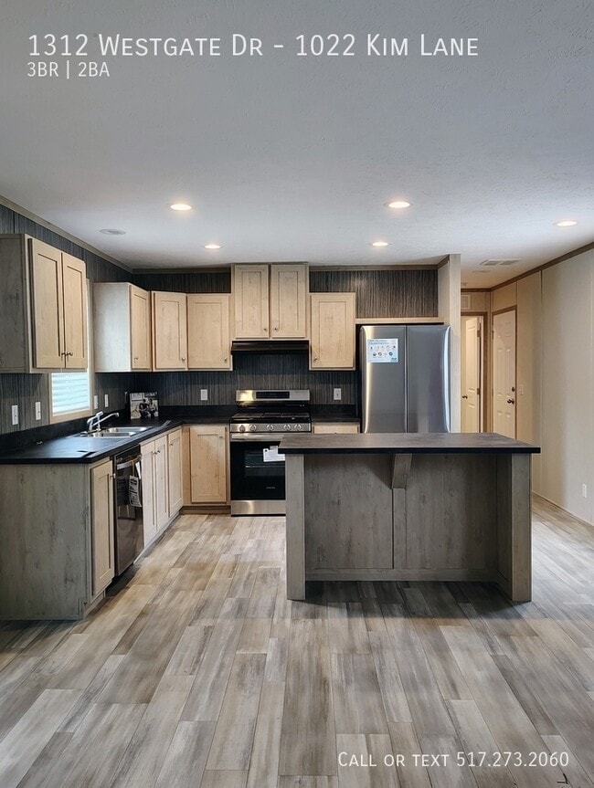 Building Photo - 1312 Westgate Dr