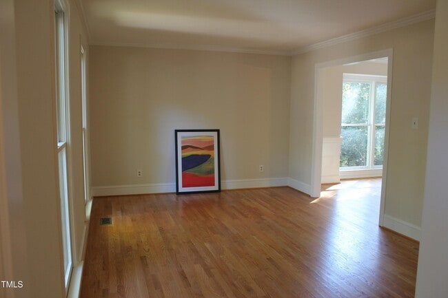 Building Photo - 6321 Gainsborough Dr