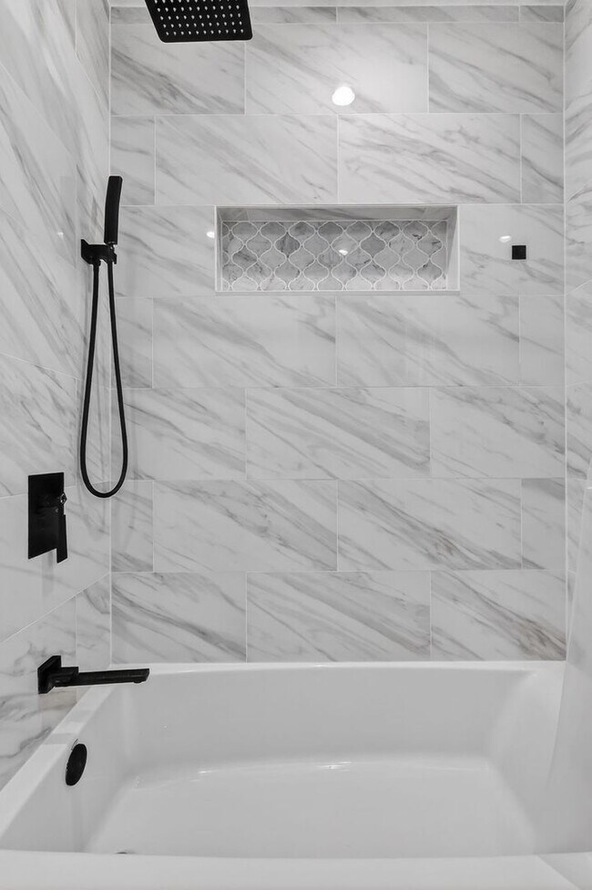 Building Photo - Stunning home for rent!