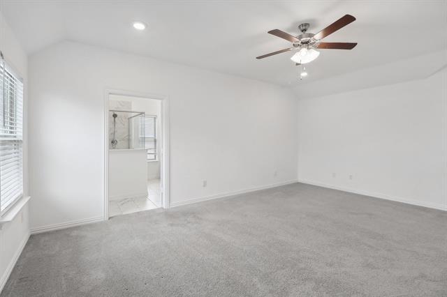 Building Photo - 1200 Milfoil Dr