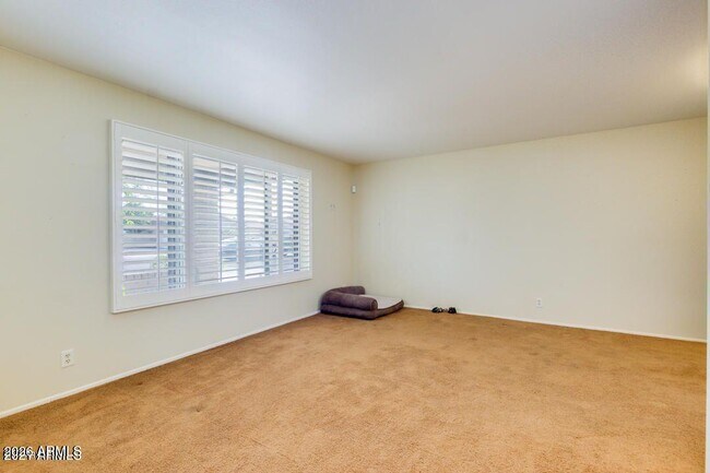 Building Photo - 1536 E Gemini Dr
