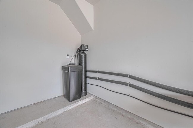 Building Photo - 5214 Briana Dee Dr