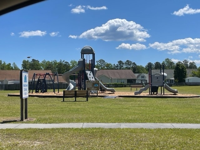 Building Photo - 304 MacDonald Blvd