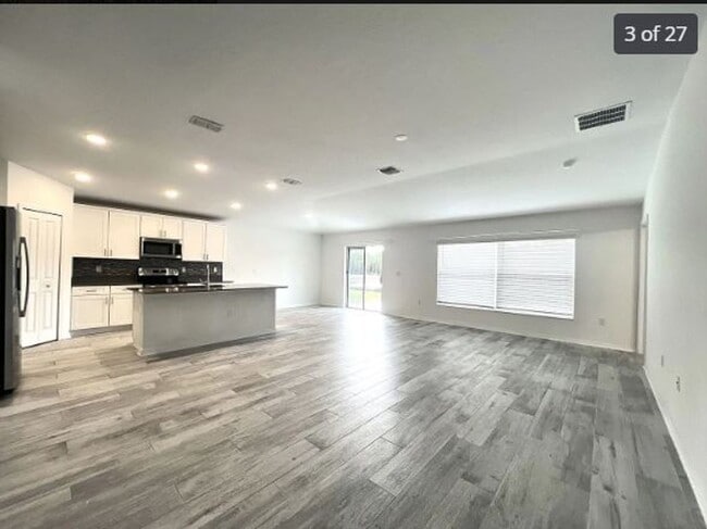 Building Photo - 4 Bedroom 2 bath home in the Preserves at LPGA for RENT!