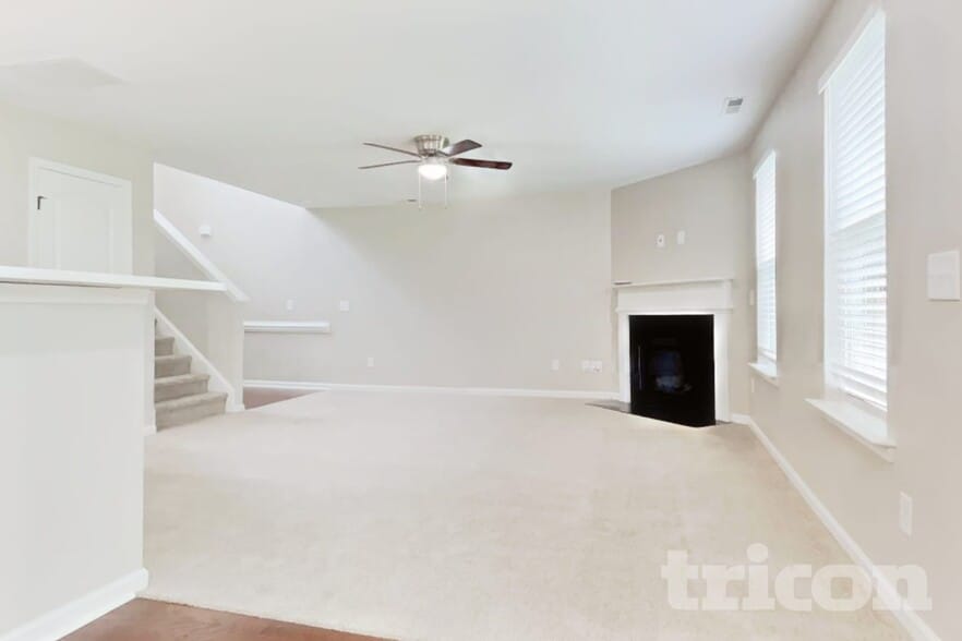 Building Photo - 31 Burr Oak Cir