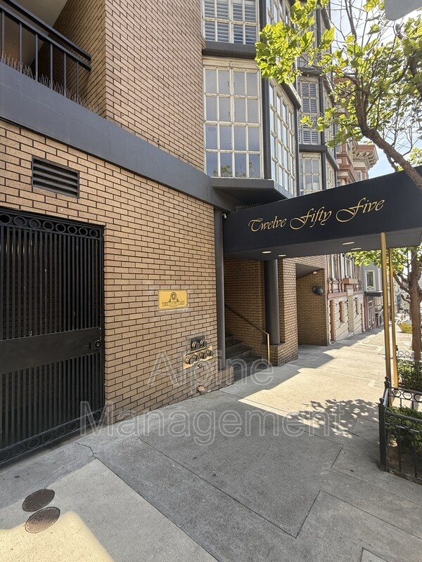 Building Photo - 1255 California St