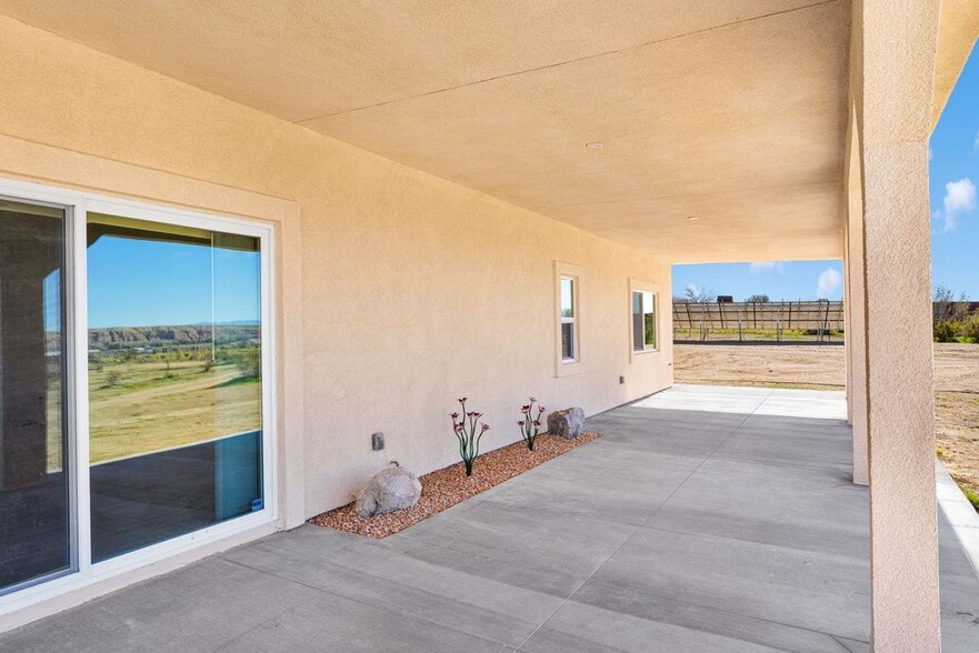 Building Photo - 24548 Ledbury Rd