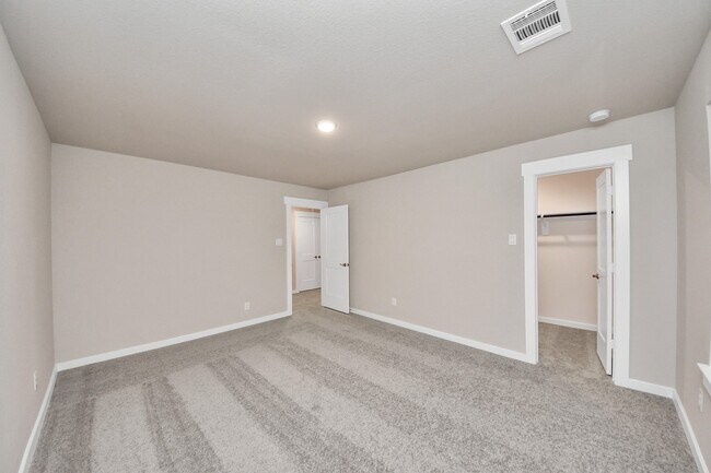 Building Photo - 32307 Fly Fish Wy