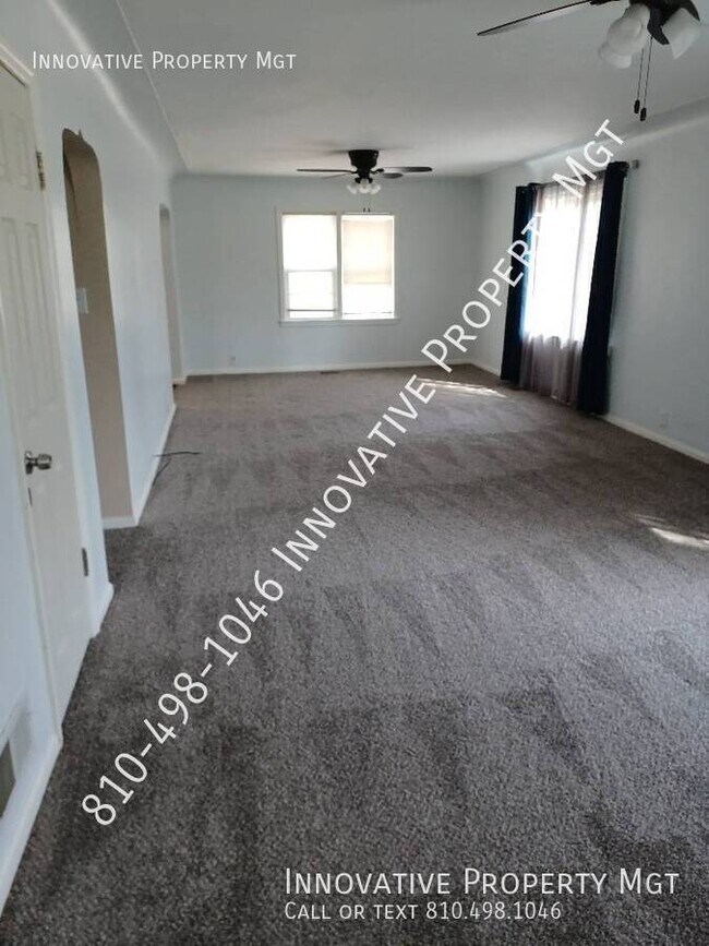 Building Photo - 4354 Elms Rd