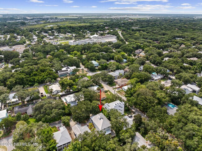 Building Photo - 1708 Castile St