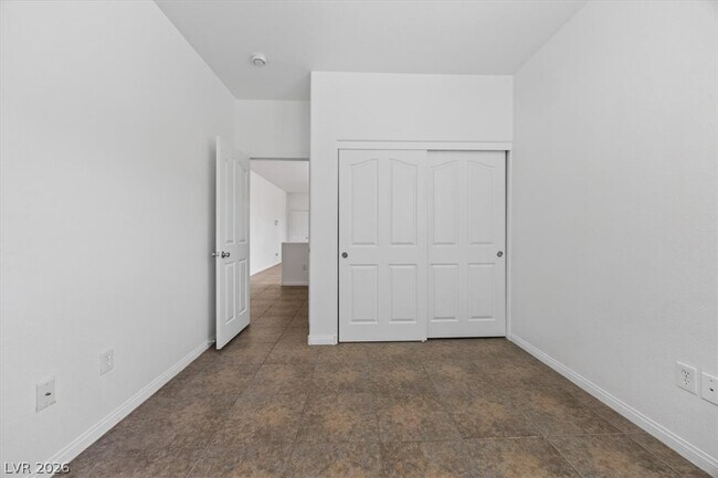 Building Photo - 5365 Fairbranch Ln