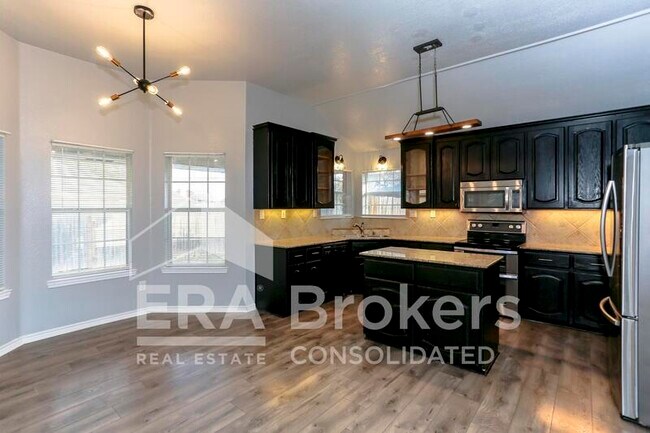 Building Photo - 5608 Hunters Ridge Trail