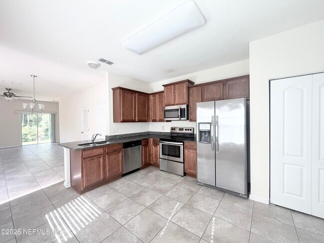 Building Photo - 650 Servia Dr