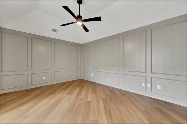 Building Photo - 4051 Saint Christopher Ln