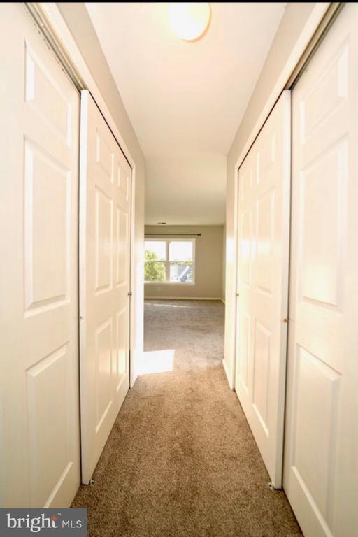 Building Photo - 5630 Ringwood Dr