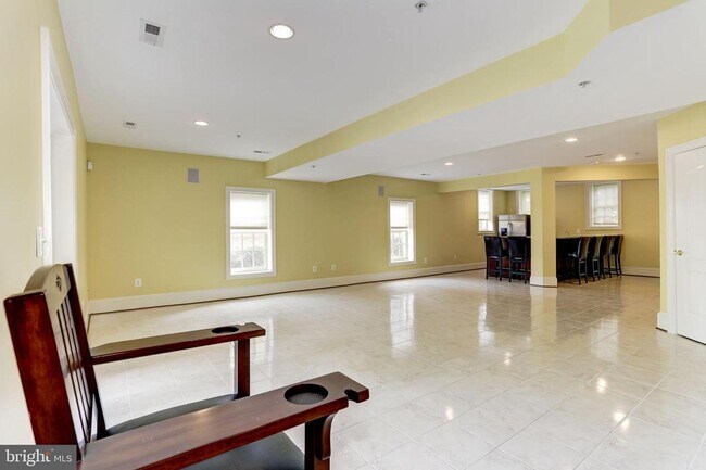 Building Photo - 7233 Addington Dr