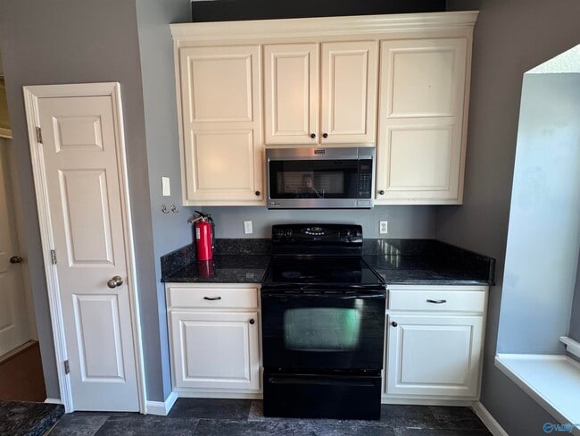 Building Photo - 116 Bentworth Ln