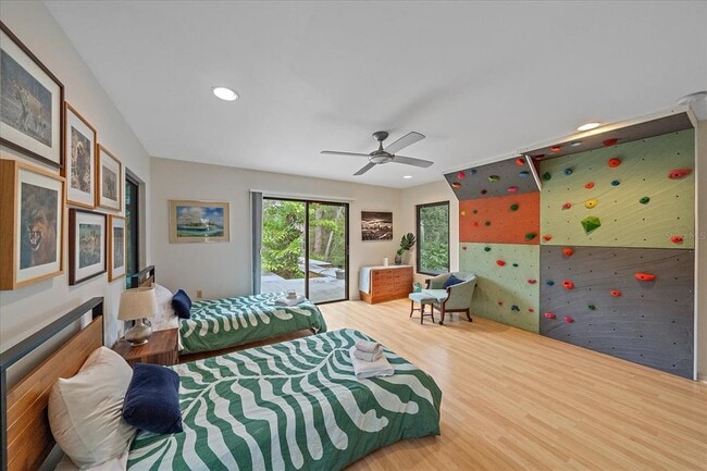 Building Photo - 3348 Old Oak Dr