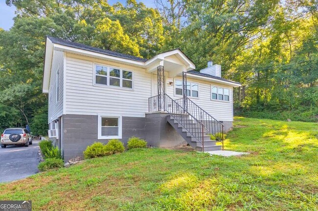 Primary Photo - 33 Mchenry Dr SW