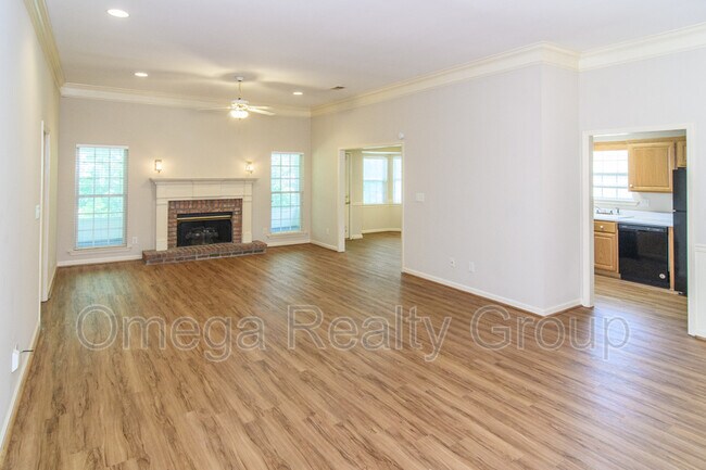 Building Photo - 4608 Fairfax Ct
