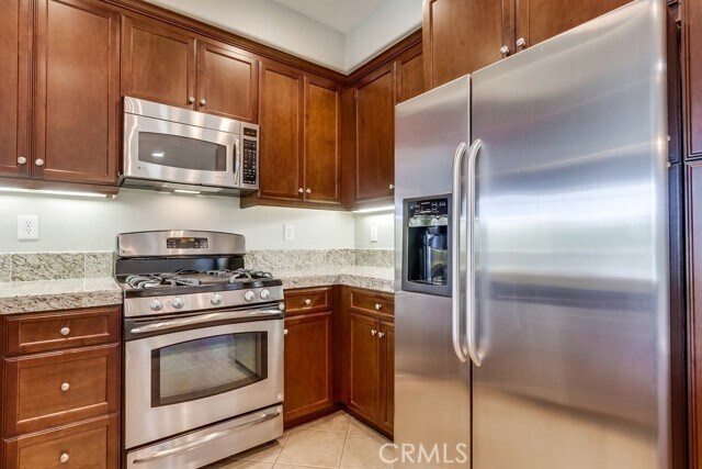 Building Photo - 1327 Abelia