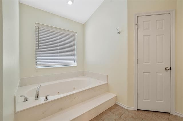 Building Photo - 153 Creek Courts Dr