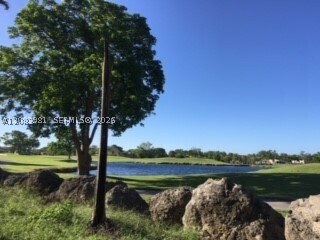 Building Photo - 13701 SW Kendale Lakes Cir