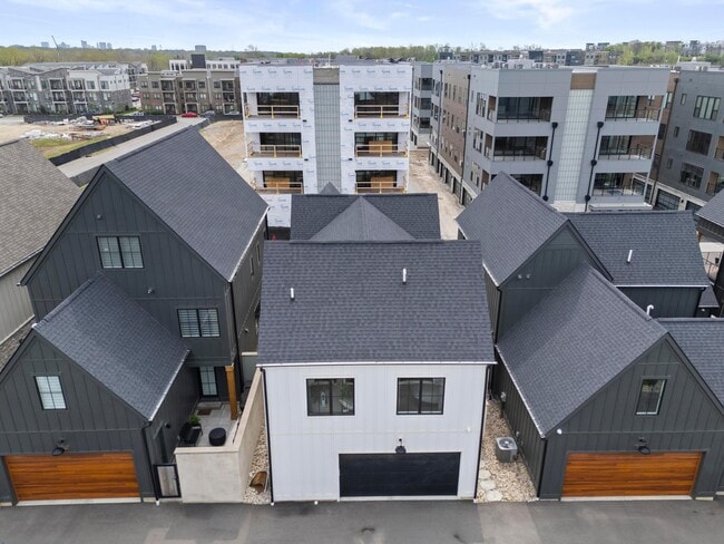 Building Photo - 2856 Kobuk Dr