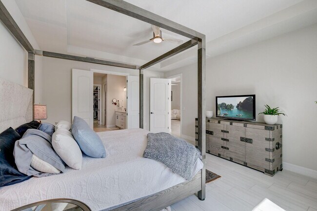 Building Photo - 9234 Balsamo Dr.