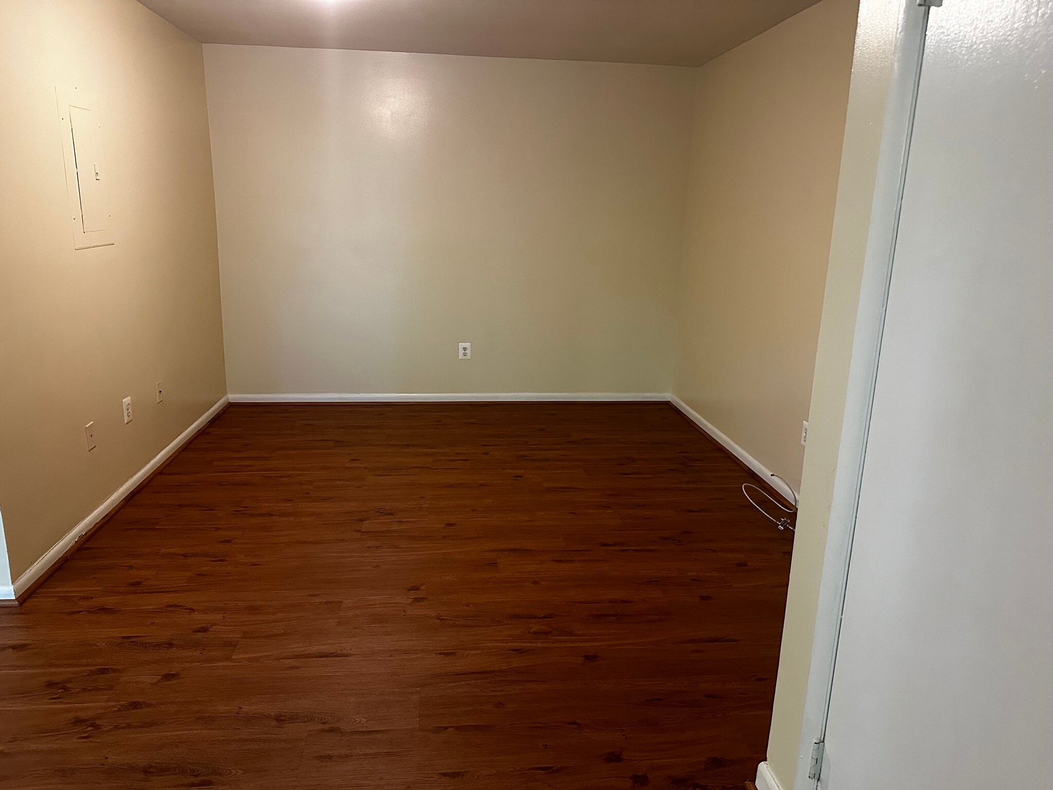 Living room - 8708 Manchester Rd