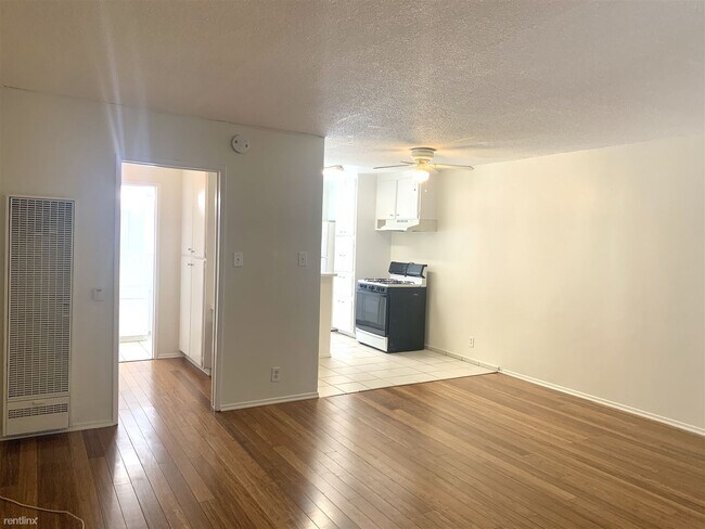 Building Photo - 723 N Gramercy Pl