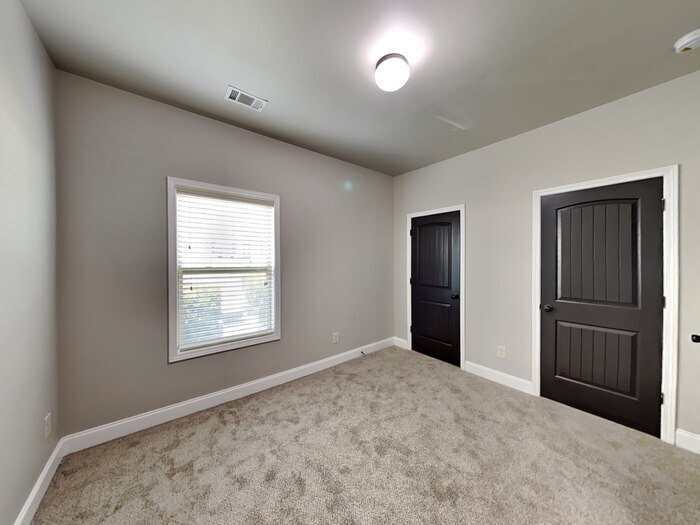 Building Photo - 1561 Cobblefield Cir