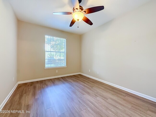 Building Photo - 7801 Point Meadows Dr