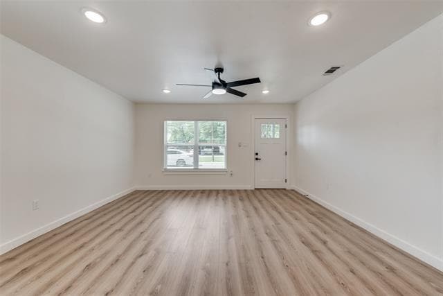 Building Photo - 407 E Lamar St