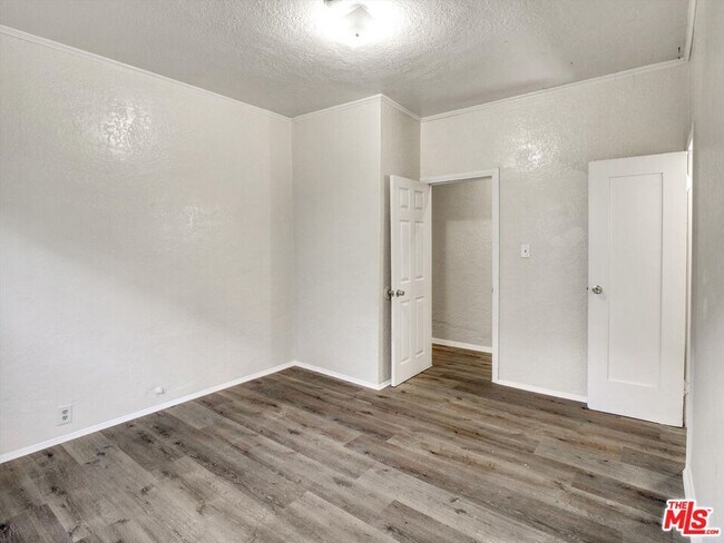 Building Photo - 4222 Hooper Ave.