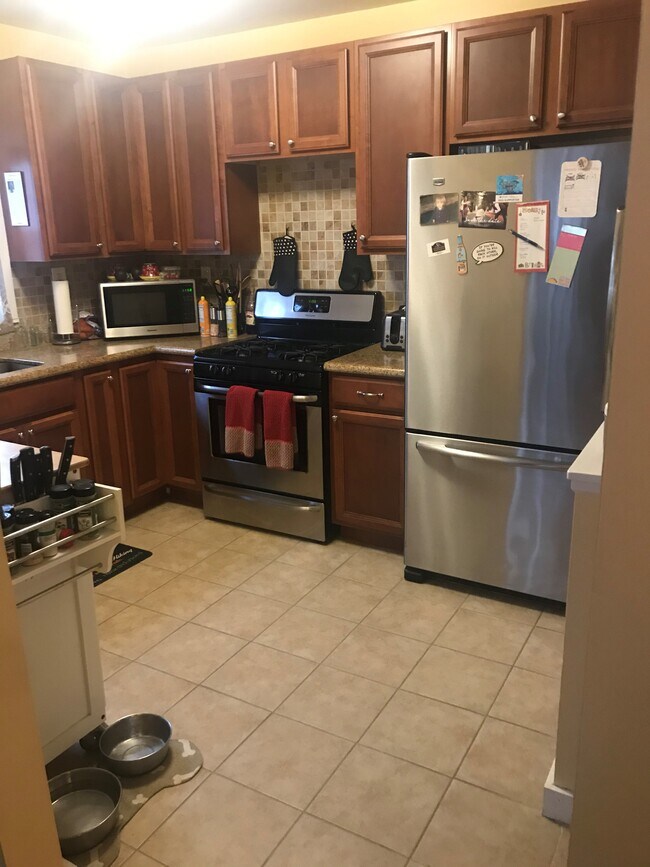 Building Photo - 30 East Main St.