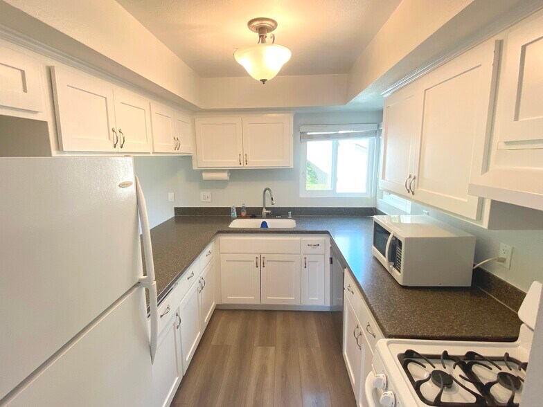 Building Photo - 29142 Via Cerrito